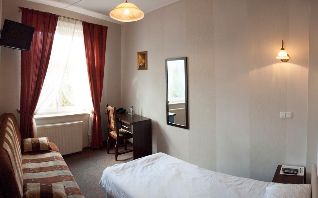 Hotel Nad Rzeczka Stary Toruń Quarto foto